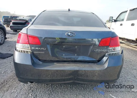 2013 Subaru Legacy 2.5I Limited z USA, uszkodzony, nr VIN 4S3BMCL62D3003808